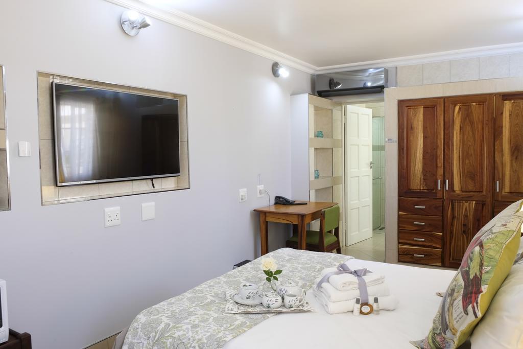 Firwood Lodge Pretoria-Noord Esterno foto